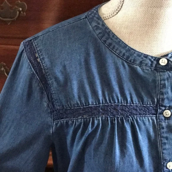 Old Navy Chambray Shirt Dress with Lace - Picture 2 of 10